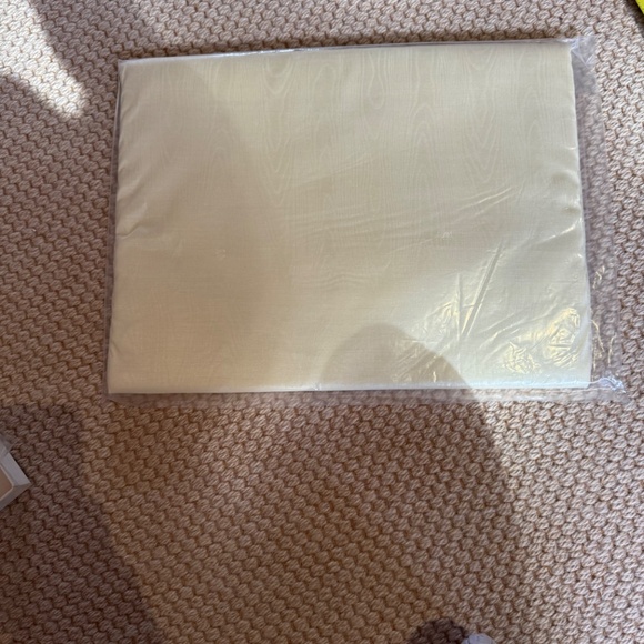 Presentables Vintage Satin Lingerie Pouch Clutch New in Package-set of 2 - Picture 9 of 11